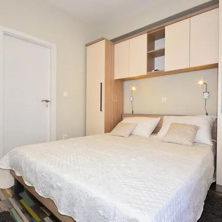 Belmondo- Three Bedroom With Terrace And Private Pool A6 Gruda