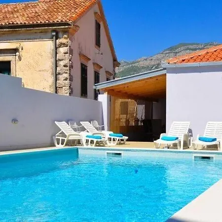 Belmondo- Three Bedroom With Terrace And Private Pool A6 Gruda